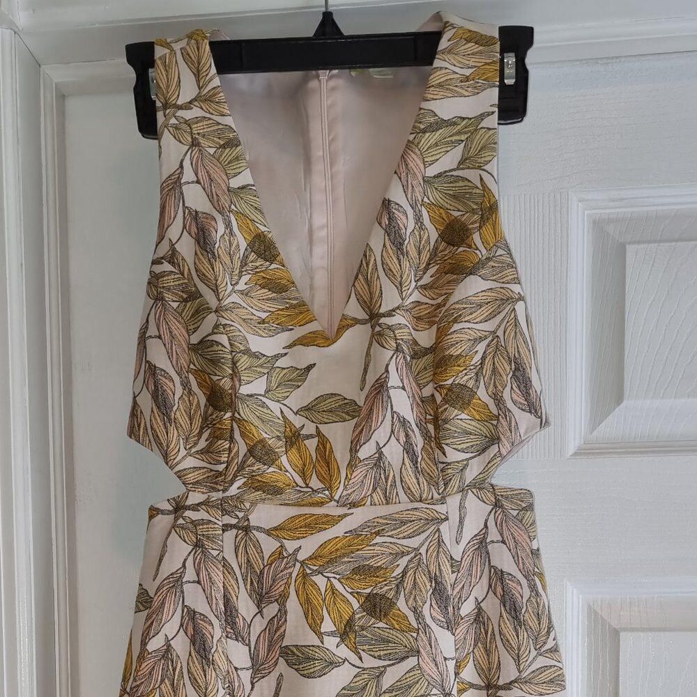 Giani Bini cream floral dress with side cut out slits